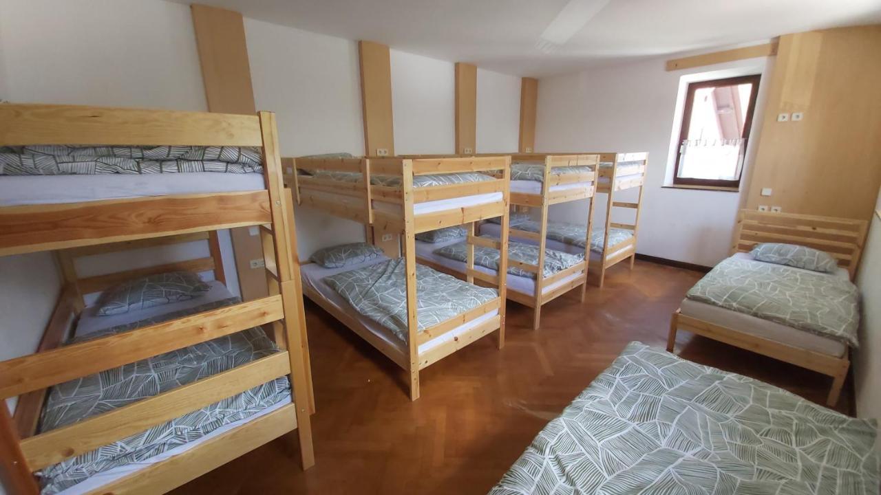 Hostel In Picerija Spajza Мойстрана Экстерьер фото