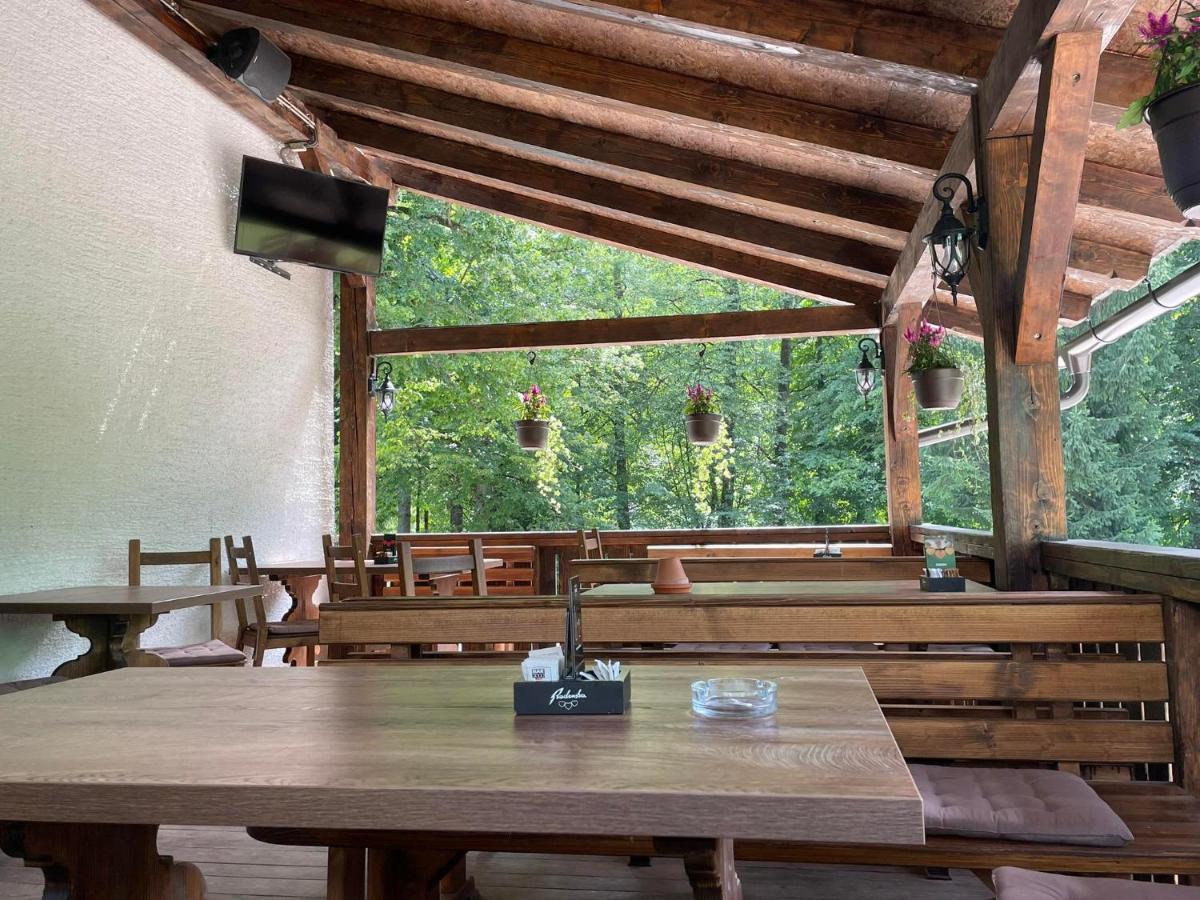 Hostel In Picerija Spajza Мойстрана Экстерьер фото